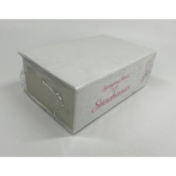 Dept 56 Springtime Stories of the Snowbunnies This Ones A Keeper #26307 - Picture 4 of 4